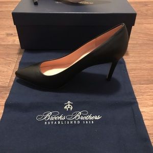 Brooks Brothers Black leather heels